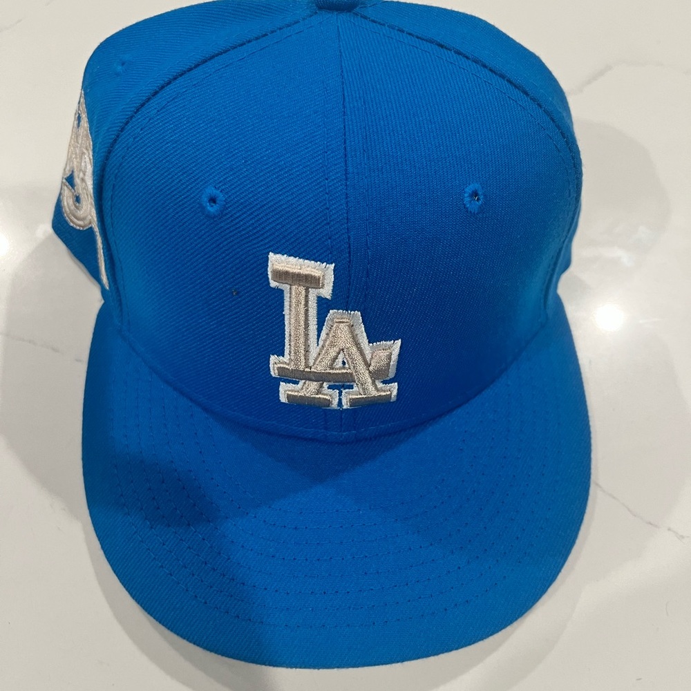 LA Dodgers hat size 7 1/4